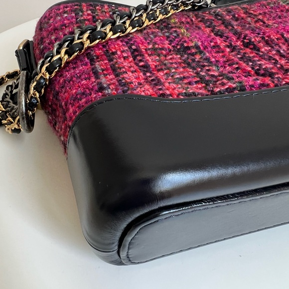 CHANEL S GABRIELLE - Picture 7 of 10